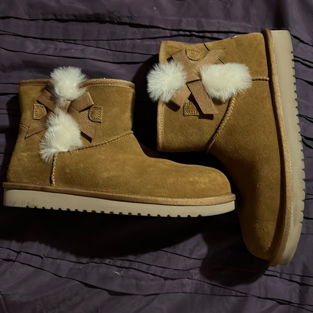 Koolaburra by Uggs short